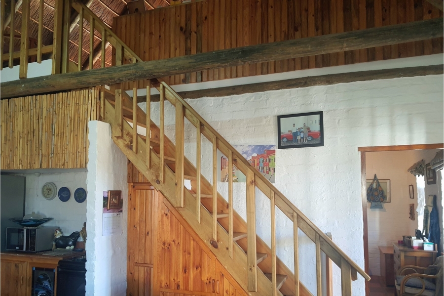4 Bedroom Property for Sale in Boggomsbaai Western Cape